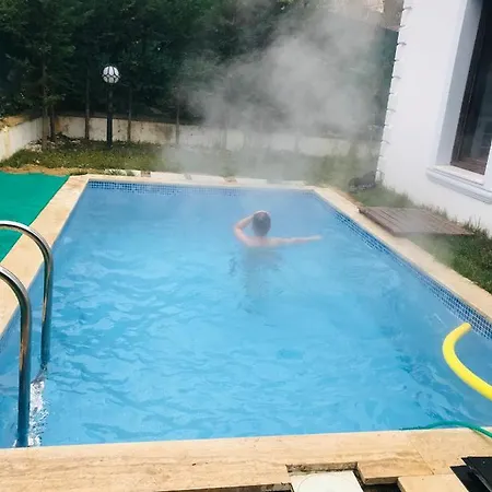 Manzara 1 Isitma Havuzlu Villa
